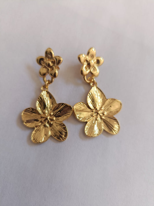 aretes flor